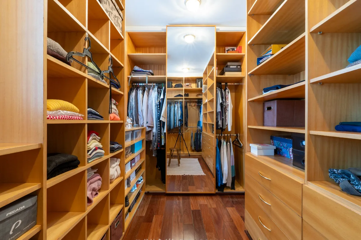 Imagem Apartamento para venda em Vila Bastos com 4 quartos, sendo 2 suítes, 300m2
