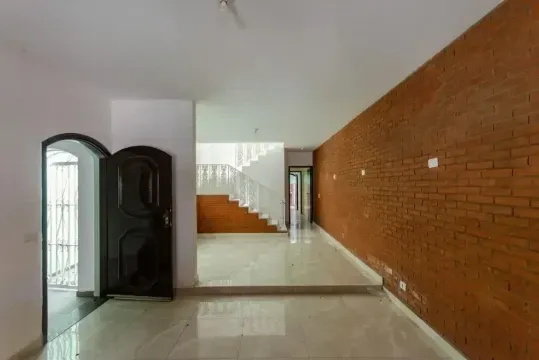 Imagem Casa com 3 Quartos para Alugar, 300 m² em Conjunto Residencial Vista Verde - São Paulo