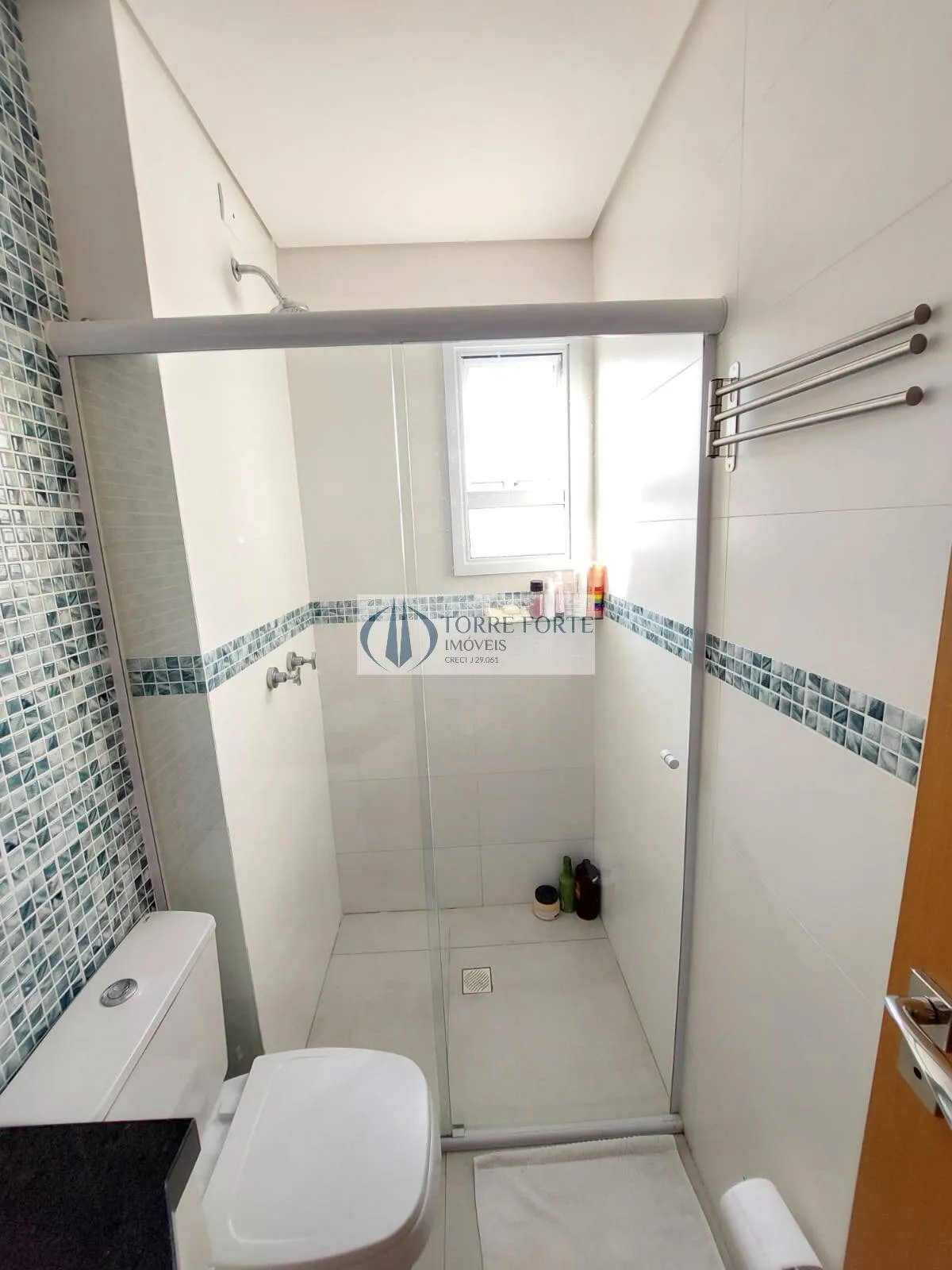 Imagem Lindo Apartamento com varanda gourmet com 2 dormitórios , 1 vaga , centro