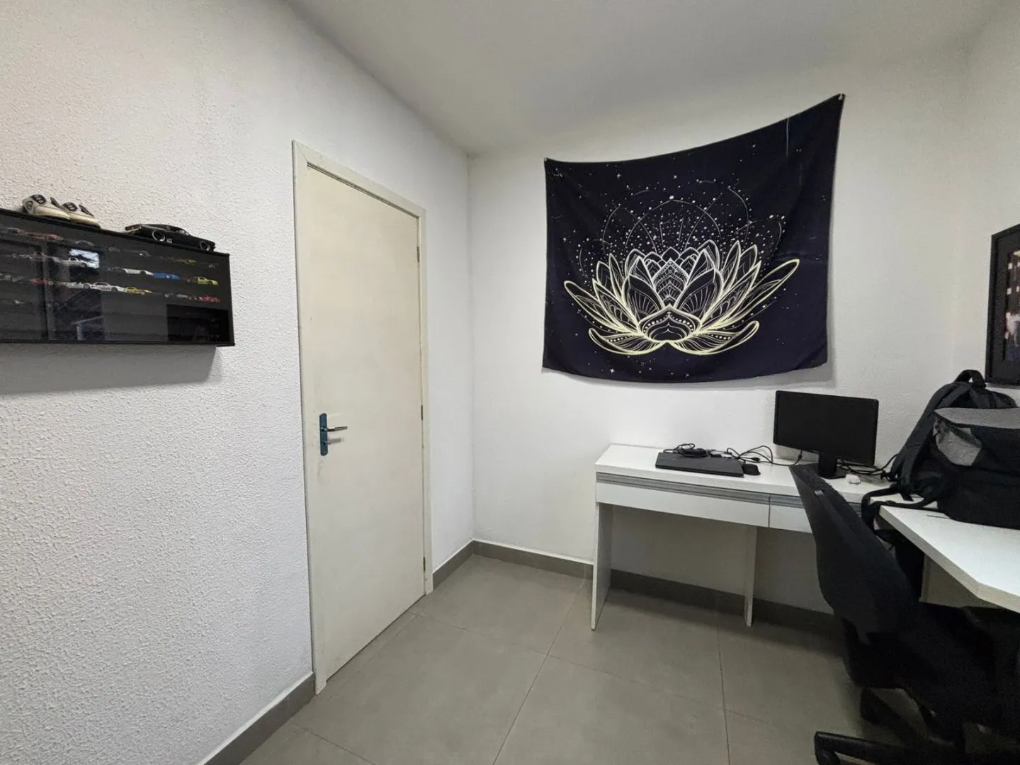 Imagem Casa em condomínio semi-mobiliada!