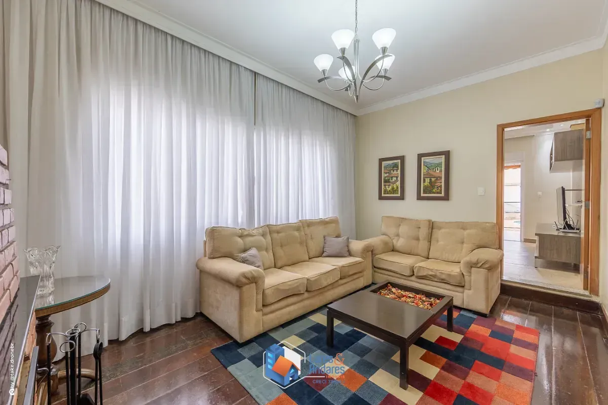 Imagem Casa para venda em Interlagos com 3 quartos, sendo 1 suíte, 379m²