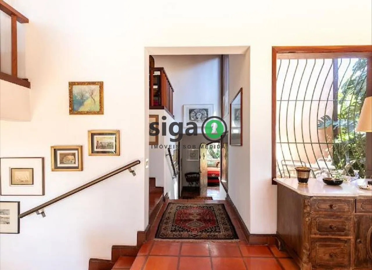 Imagem CASA À VENDA EM RUA FECHADA JARDIM EVEREST - VISTA PARA O JÓQUEI CLUB