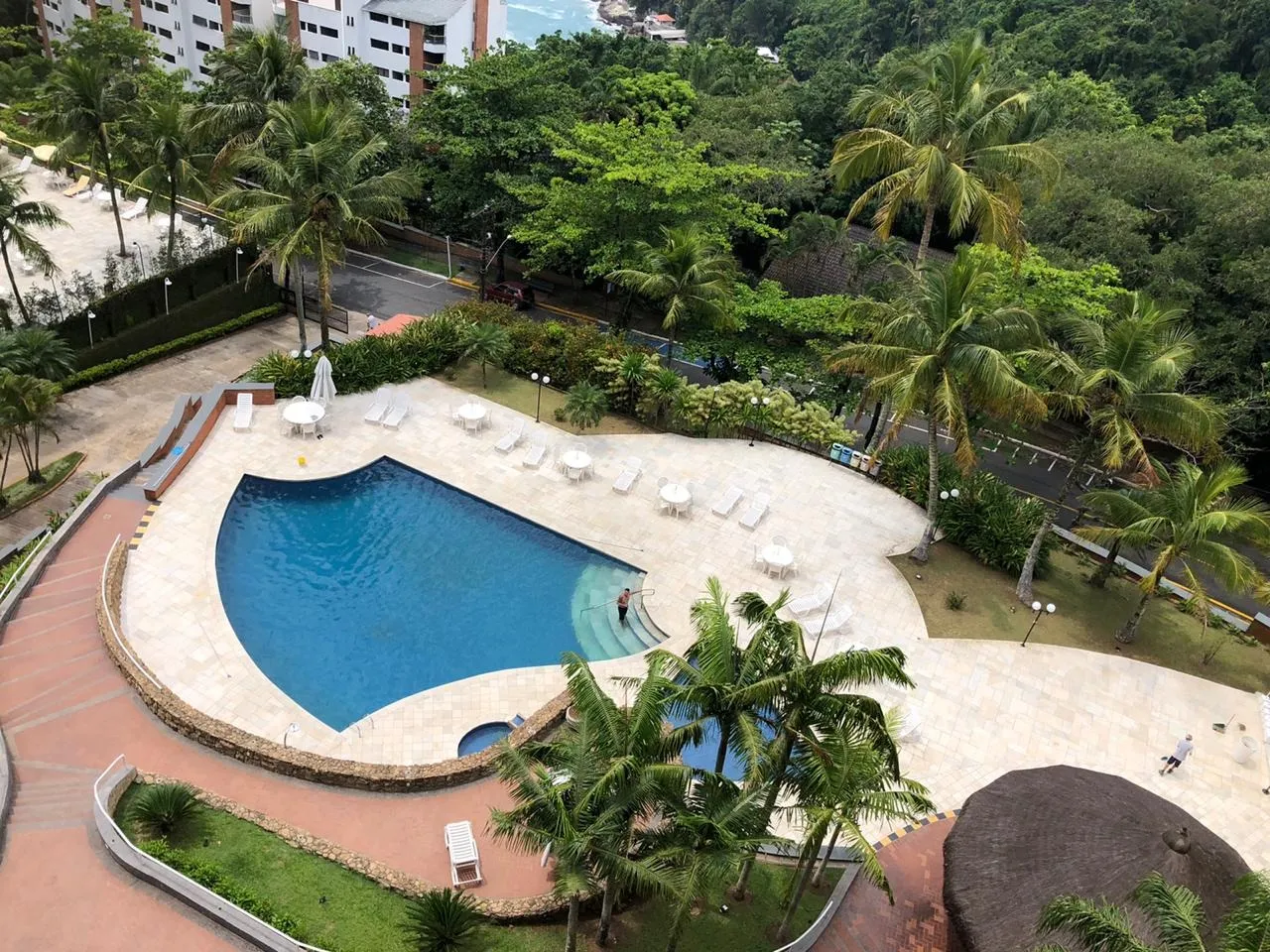 Imagem Apartamento à venda em Guarujá no condomínio Sorocotuba