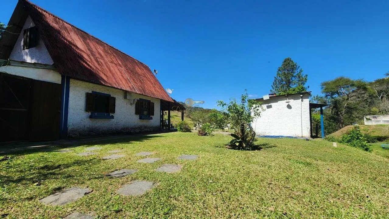 Imagem Sítio para Venda em Teresópolis / RJ no bairro Vargem Grande