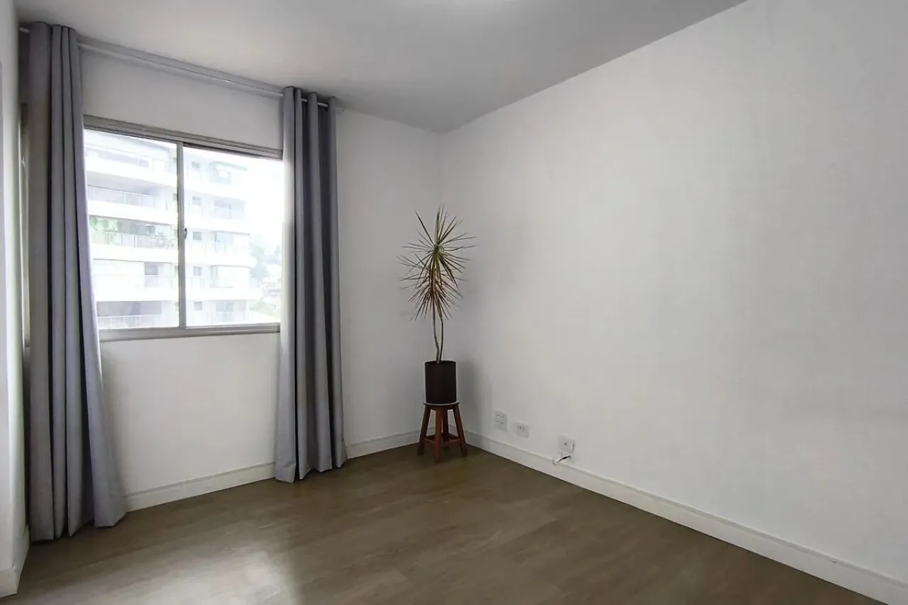 Foto do imóvel Apartamento Compacto com Vaga e Portaria 24h no Edifício Camboriú.