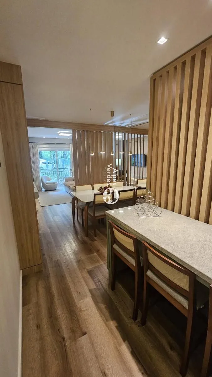 Imagem Vende-se apto próx ao Centro de Gramado-2 Quartos- R$ 1.700.000,00