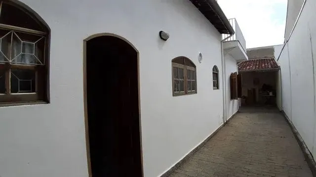 Imagem Casa à venda 4 Quartos, 1 Suite, 2 Vagas, 250M², Jardim Independência, Taubaté - SP
