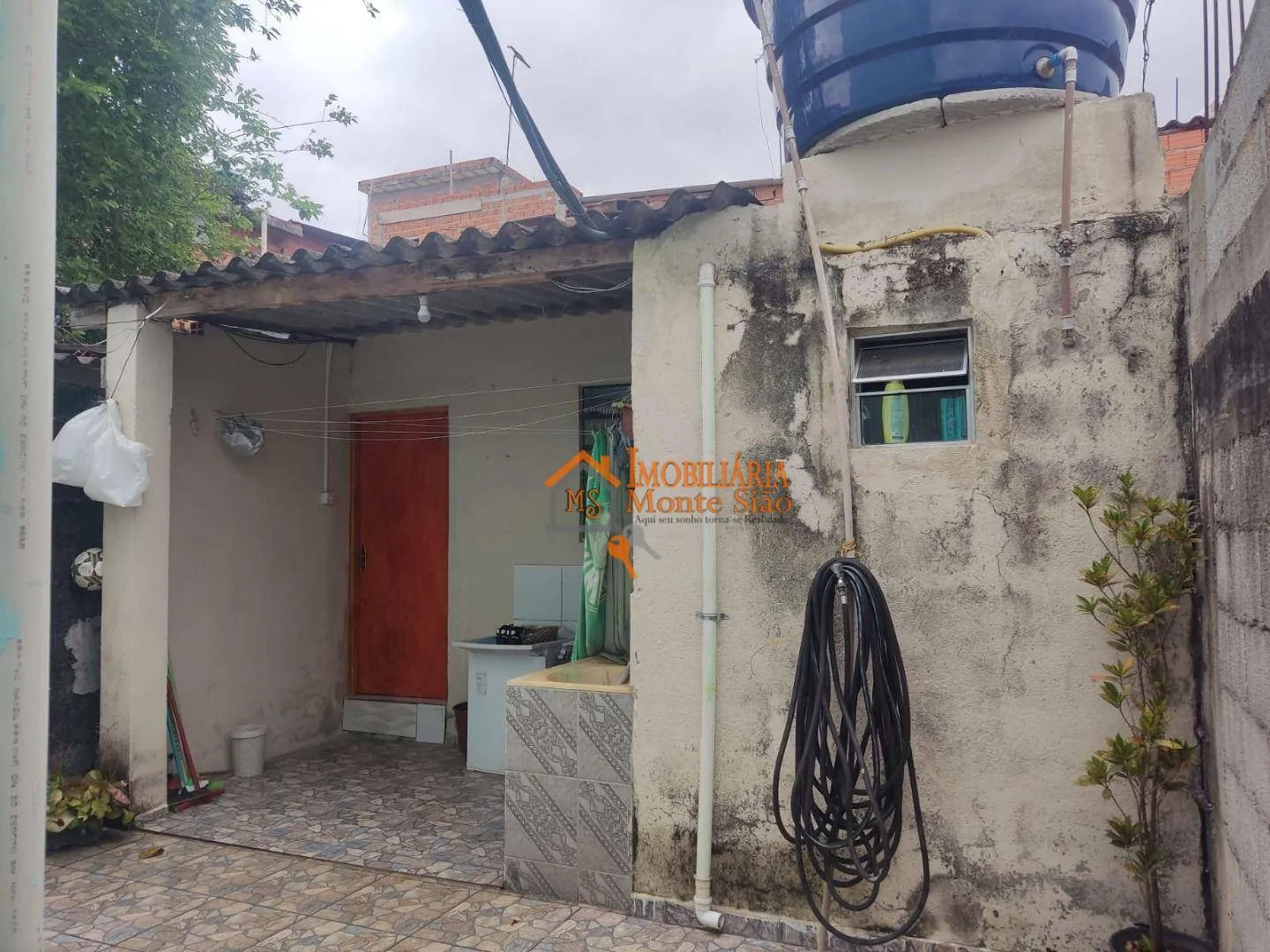 Imagem Sobrado com 4 dormitórios à venda, 150 m² por R$ 318.000,00 - Cidade Soberana - Guarulhos/SP