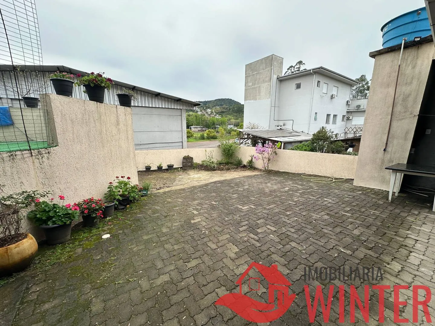 Imagem Prédio comercial e residencial