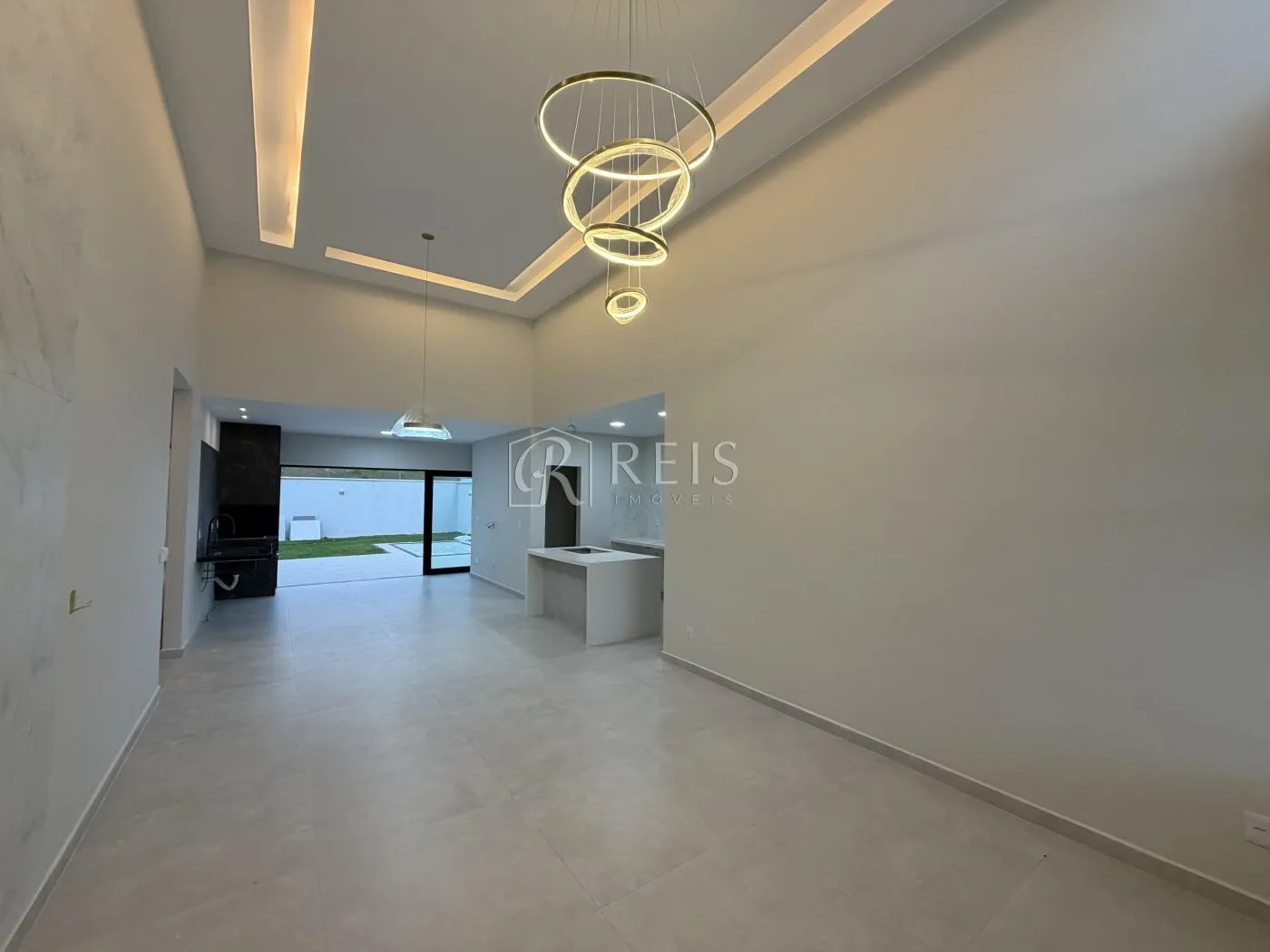 Imagem Casa para Venda em Rio das Ostras, Viverde, 3 dormitórios, 2 suítes, 4 banheiros, 2 vagas