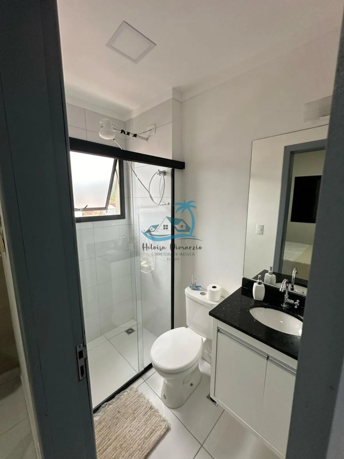 Imagem Apartamento mobiliado com 2 dormitórios a venda em Ubatuba, silop - centro