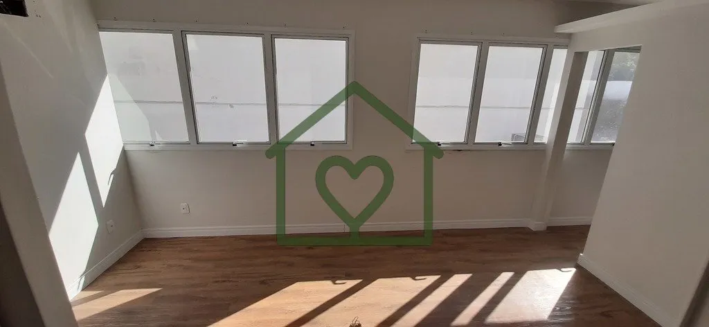 Imagem Sala comercial premium em endereço privilegiado, localizado estrategicamente entre o fórum central...