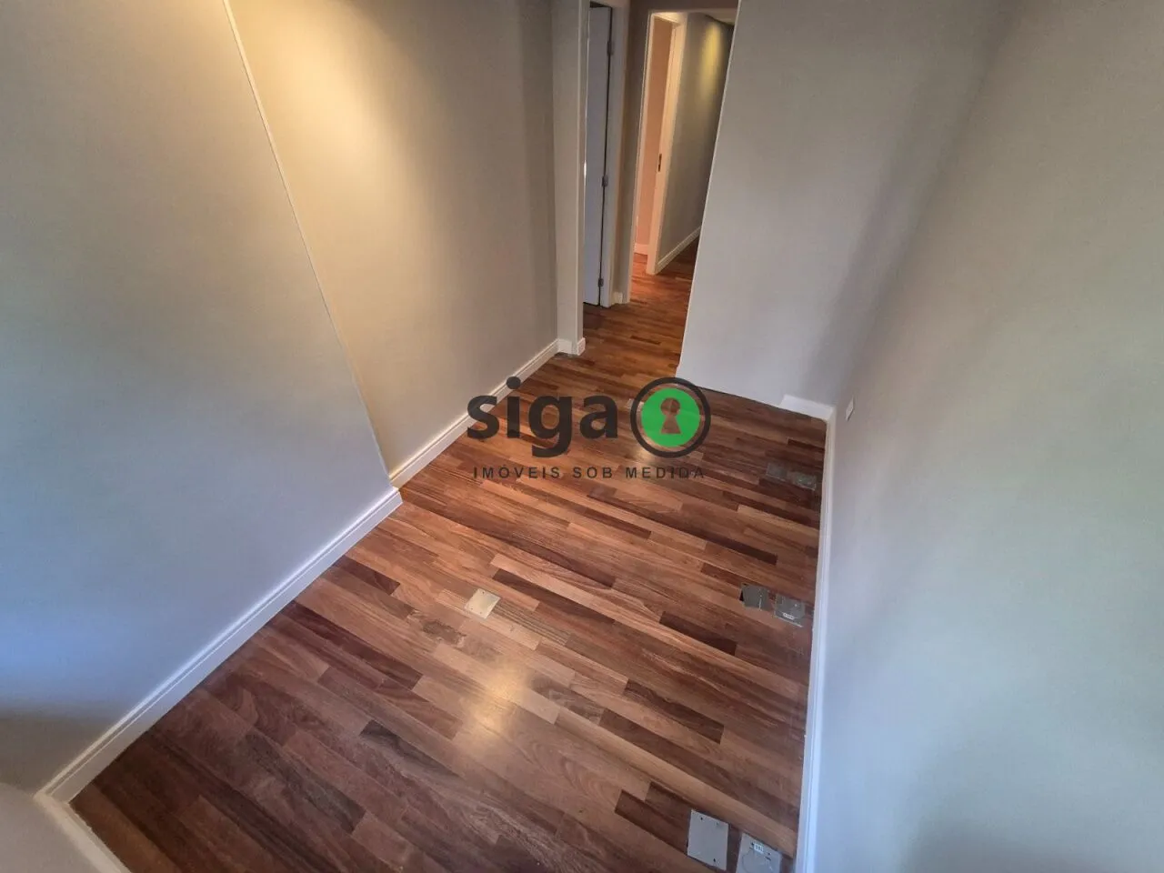 Imagem Sala / Conjunto Comercial a venda ou locação no Itaim Bibi com 142m²
