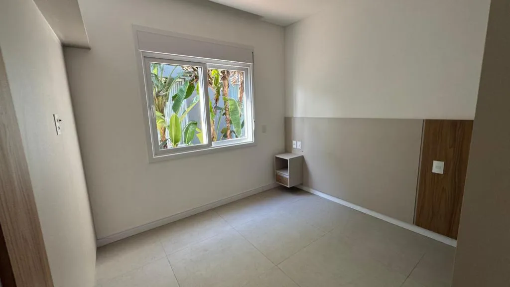 Imagem Casa em Condominio 4 Dormitórios - Bairro Capão Ilhas