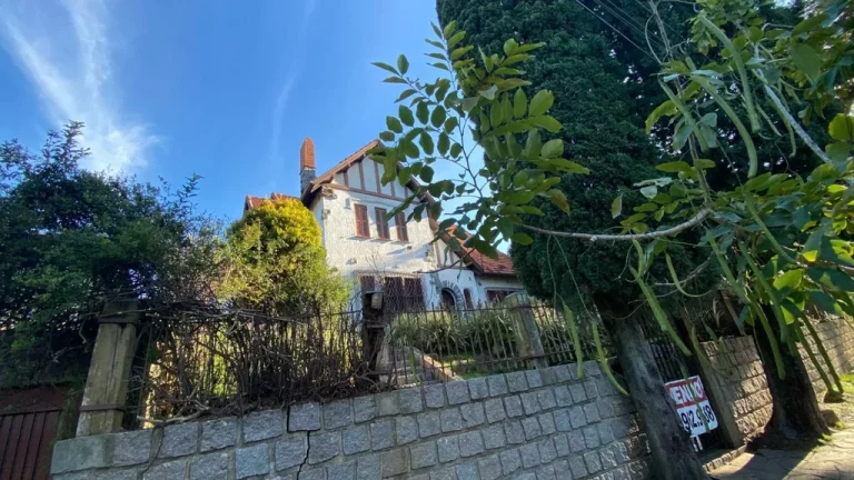Imagem Casa para venda no bairro Vila Assunção em Porto Alegre