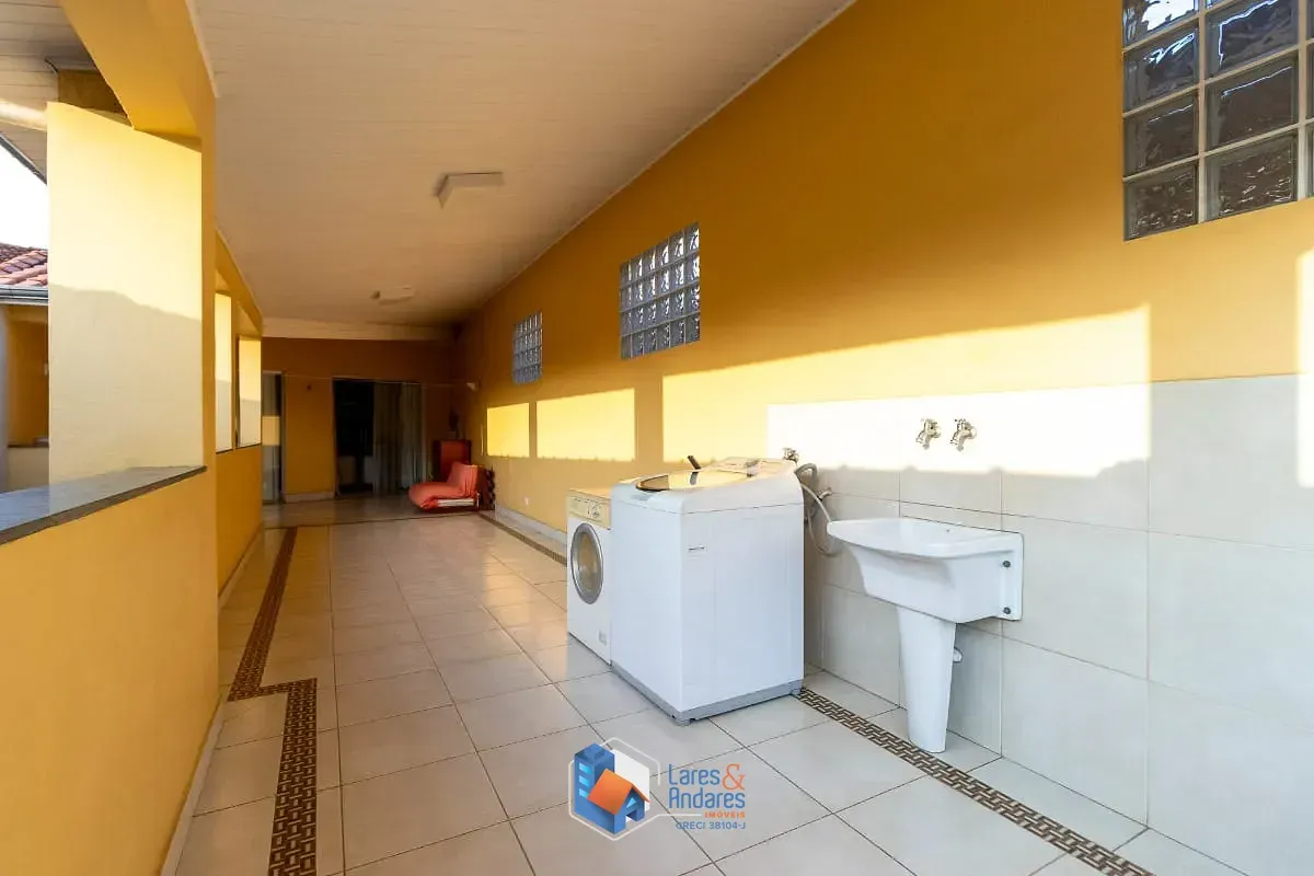 Imagem Casa para venda em Vila Monumento com 3 quartos, sendo 1 suíte, 220m²