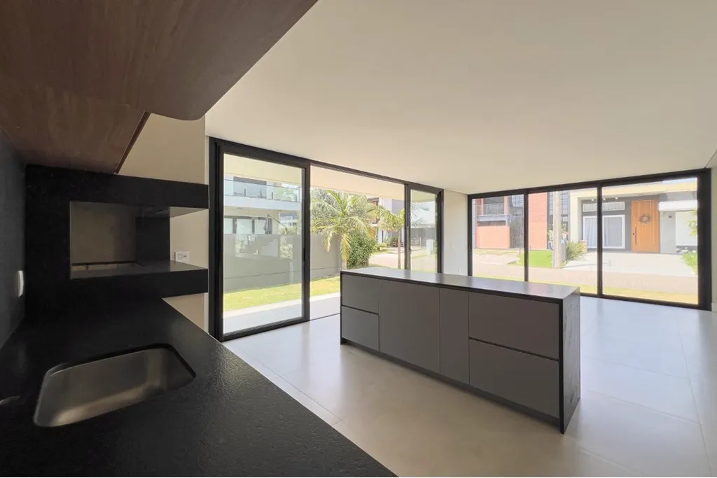 Imagem Casa de condomínio à venda em Xangri-Lá, Centro, com 1 quarto, 244m2