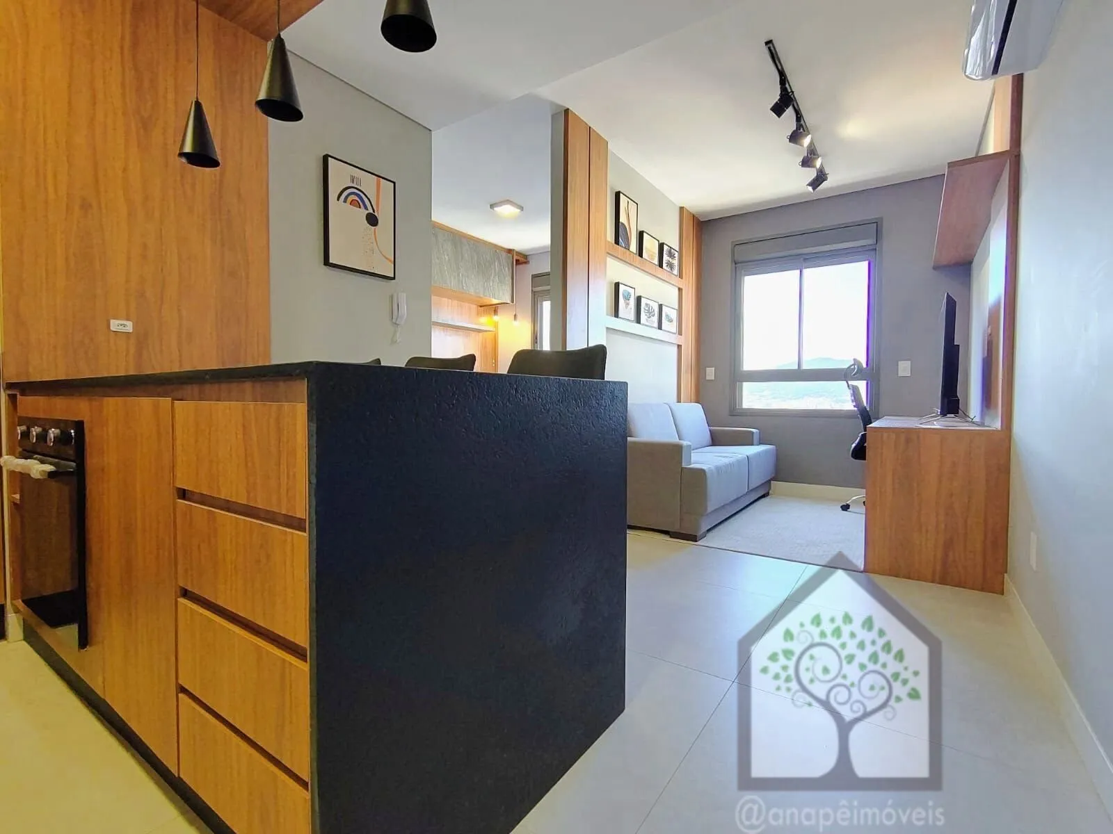 Imagem Studio Mobiliado 22m² na Carvoeira, Próximo à UFSC - Pronto para Morar ou Investir
