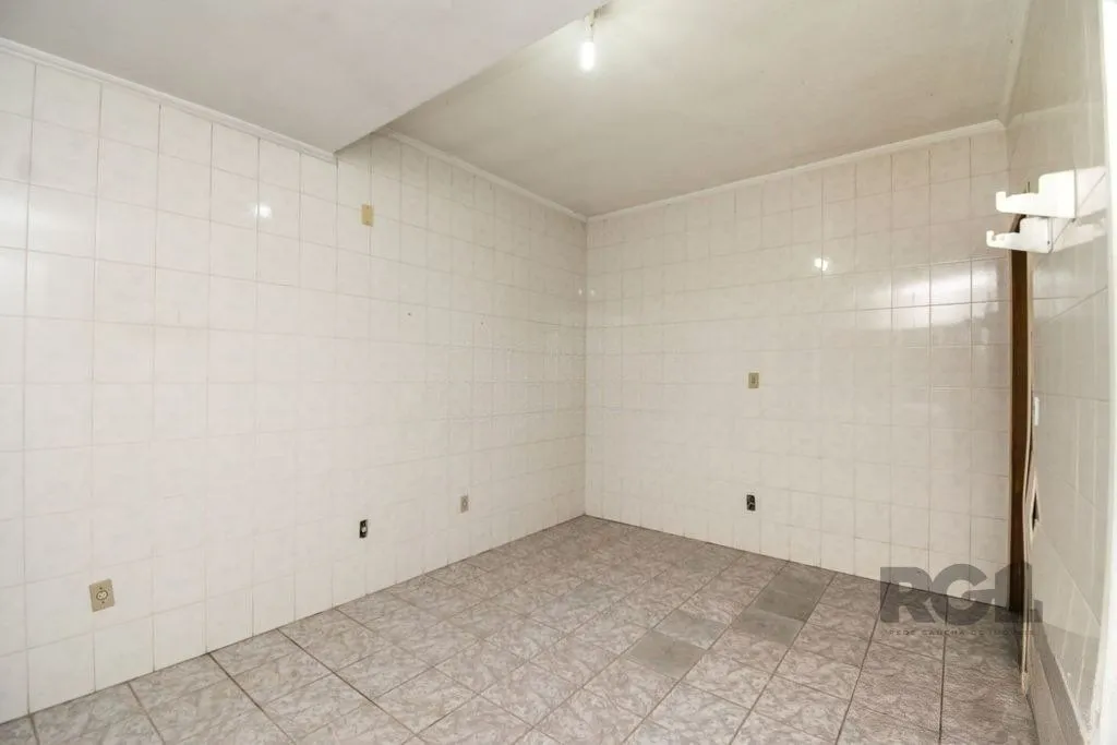 Imagem Excelente casa de 354m² com 5 dormitórios e 8 vagas.