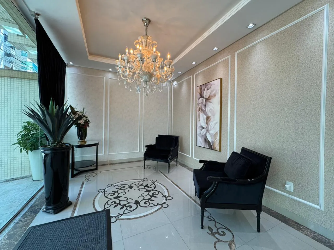 Imagem Apartamento com vista para o mar à venda com 180m2 por R$ 3.900.000,00
