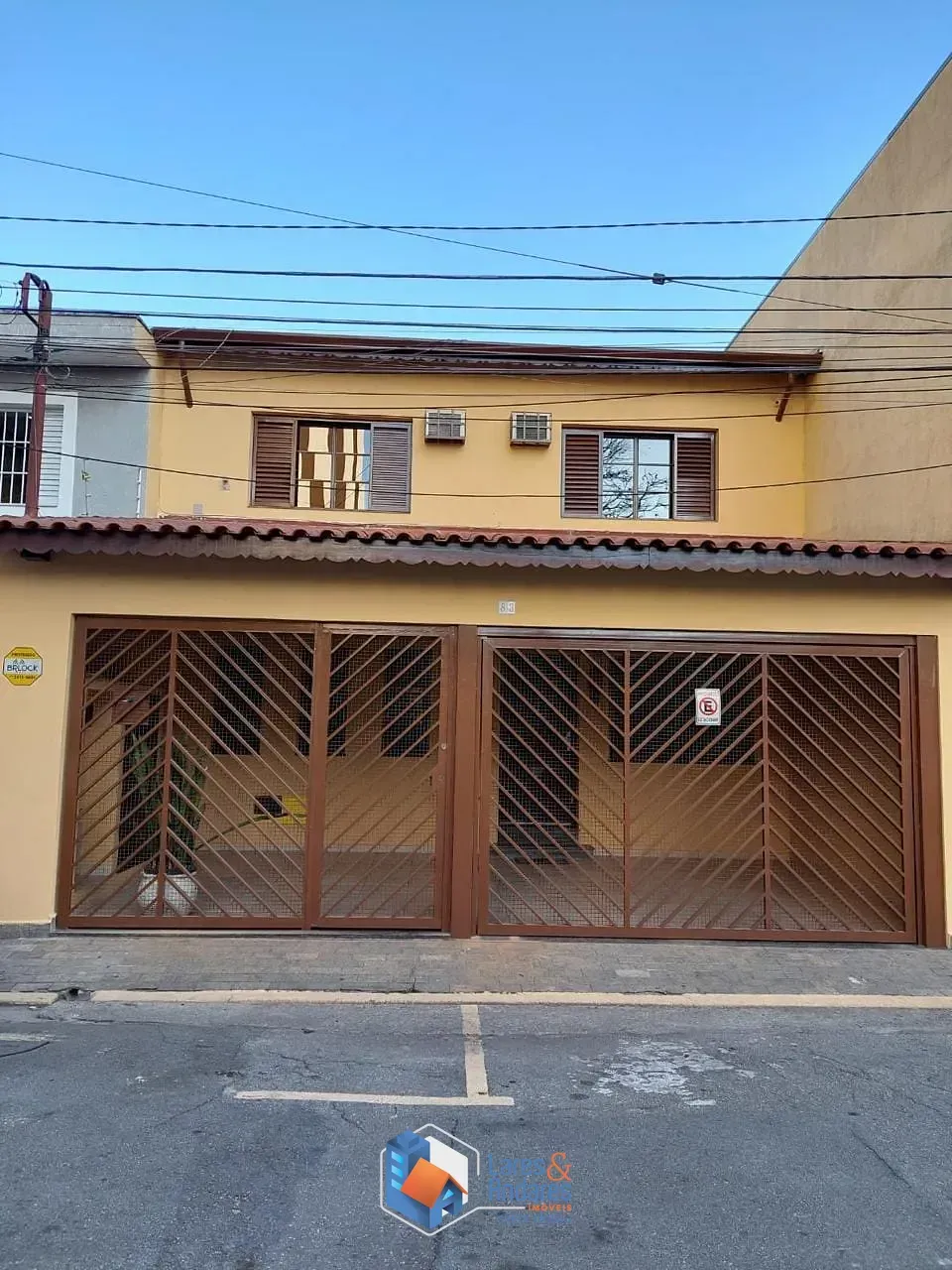Foto do imóvel Sobrado para venda em Tatuapé com 4 quartos, sendo 1 suíte, 200m² em Rua Francisco Vieira
