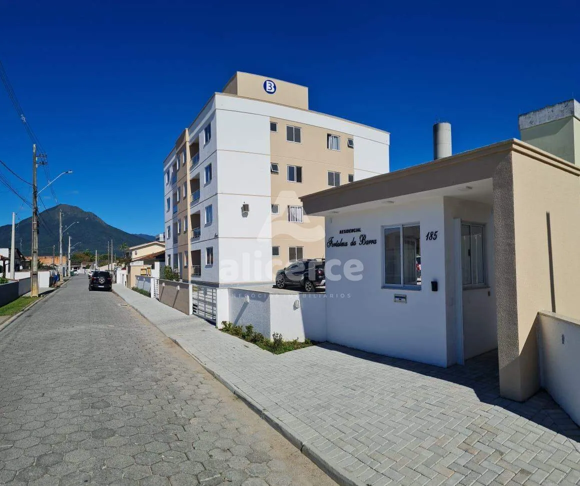 Imagem Apartamento térreo, novo, perto do mar na Barra do Aririú - Palhoça - SC - 2 dormnitórios