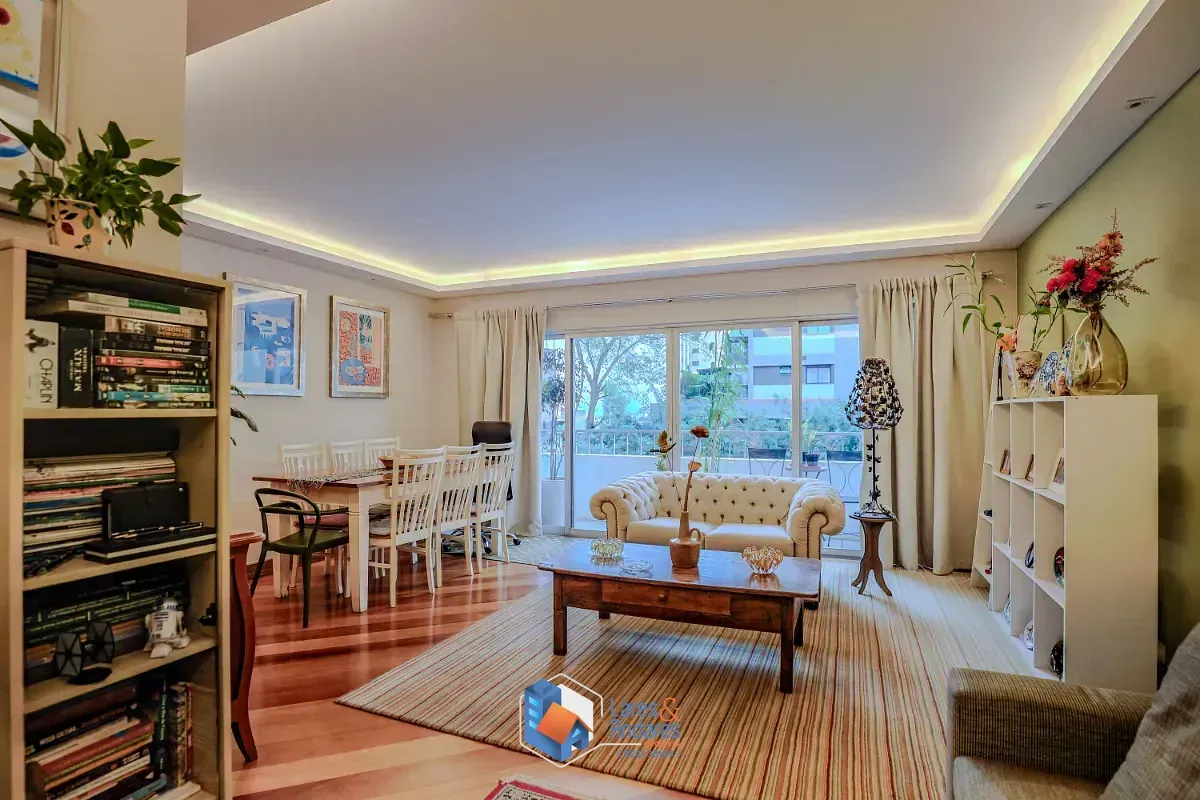 Foto do imóvel Apartamento para venda em Pinheiros com 3 quartos, sendo 1 suíte, 122m² em Rua Simão Álvares