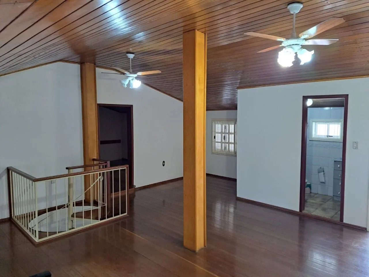 Imagem Sobrado 4 dormitorios com Excelente localização