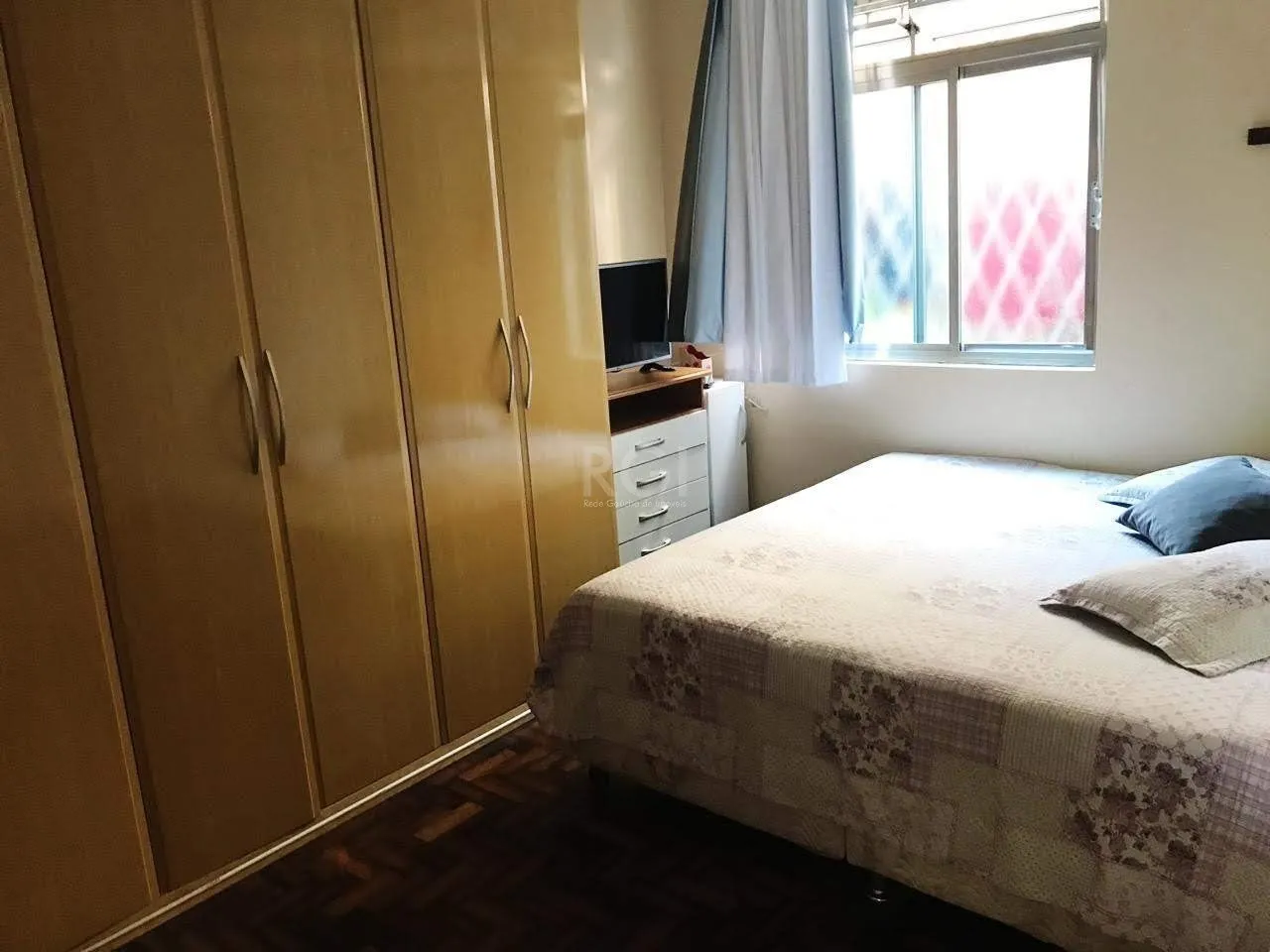 Imagem Apartamento para Venda - 101m², 2 dormitórios, 1 vaga - Medianeira