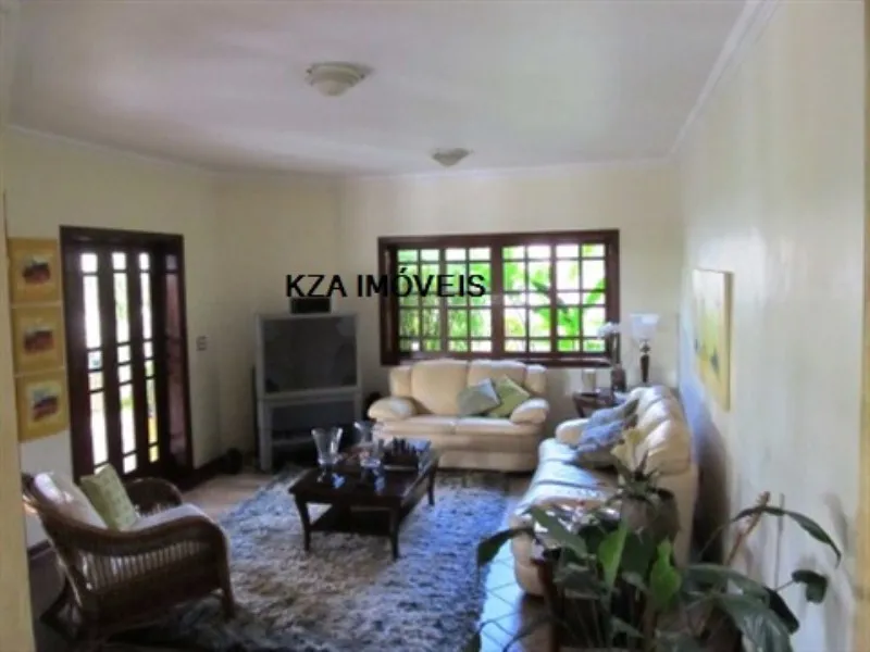 Imagem Casa de luxo em condomínio: 4 quartos, 3 suítes, 2 salas, 6 banheiros, 4 vagas de garagem em Valinhos-SP, no Condomínio Village Visconde de Itamaracá!