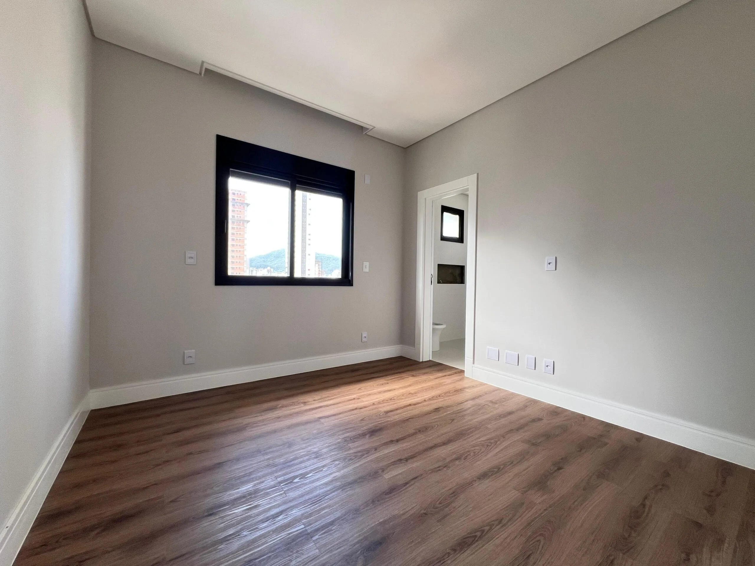Imagem Apartamento com vista para o mar à venda com 183.15m2 por R$ 3.800.000,00