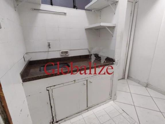 Imagem Linda Sala Living perto da praia com garagem demarcada no bairro do Boqueirão em Santos (SP) por R$.340.000,00 !