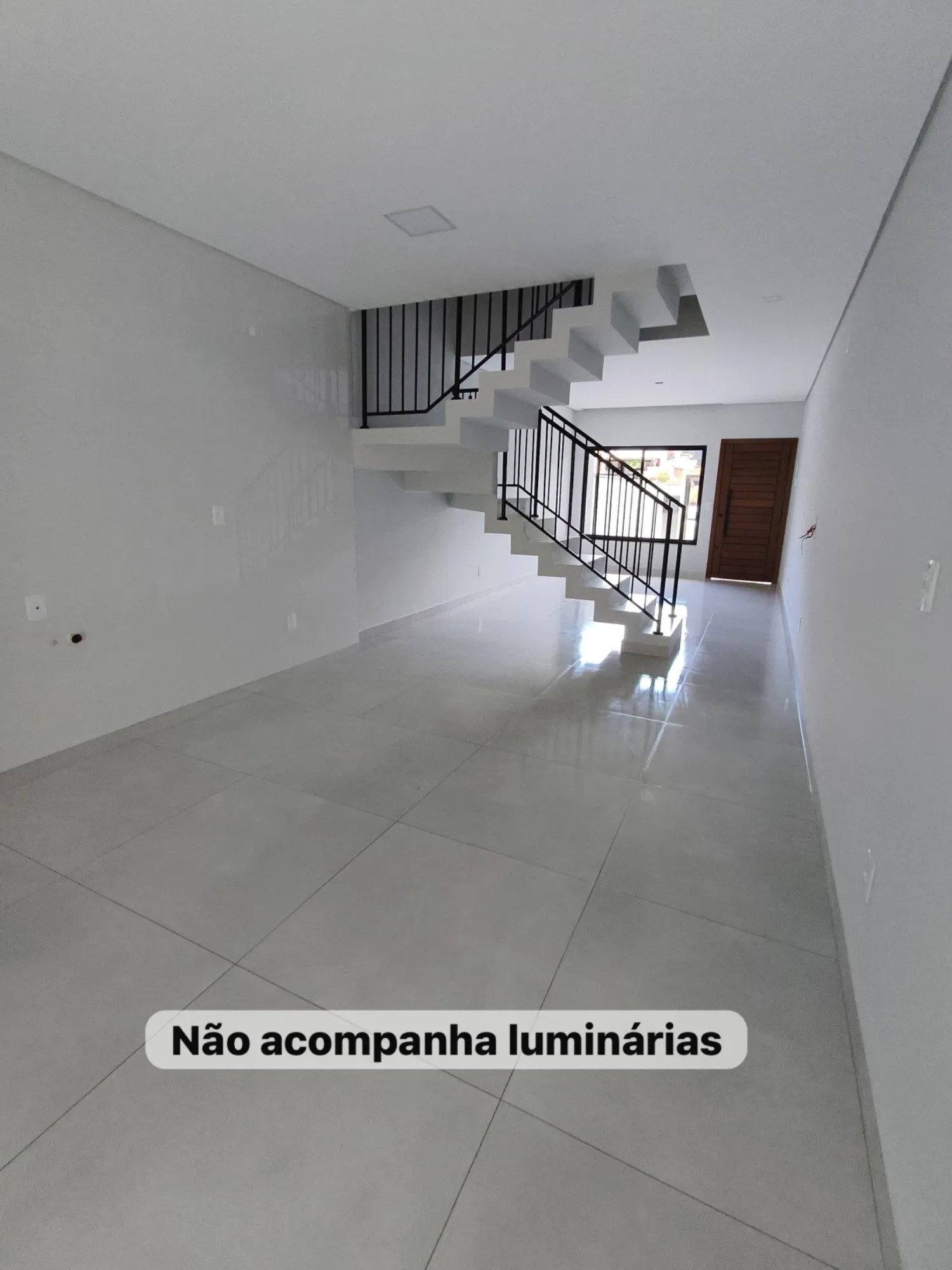 Imagem Sobrado com 3 Quartos à Venda, 125 m² em Floresta - Joinville