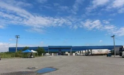 Imagem Galpão Industrial em Condomínio para Locação em Duque de Caxias-RJ, Bairro Parque Paulista: 2 Vagas de Garagem e 813,47 m² de Área
