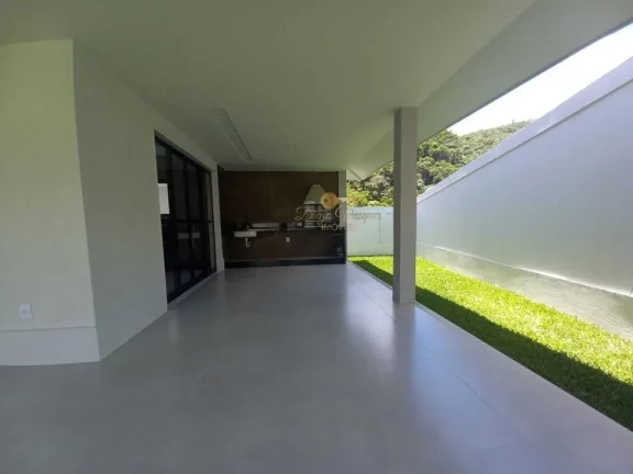 Imagem Casa em Condomínio para Venda em Teresópolis / RJ no bairro Green Valley