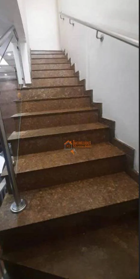Imagem Sobrado com 3 dormitórios à venda, 250 m² por R$ 795.000,00 - Vila Flórida - Guarulhos/SP