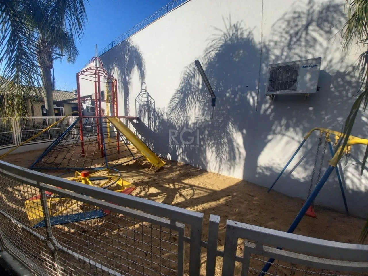 Imagem Casa Condominio para Venda - 88m², 2 dormitórios, 1 vaga - Rio Branco