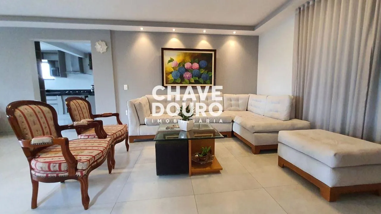 Imagem Casa moderna com 3 suítes próxima do bairro do Alto, para venda em Teresópolis RJ