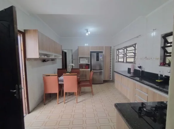 Imagem CASA COM 153 m² - MARACANÃ - PRAIA GRANDE SP