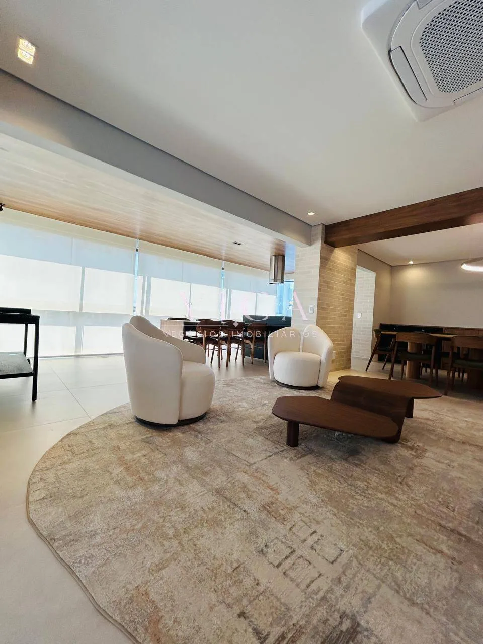 Imagem Apartamento mobiliado com 287 m² a venda por R$ 4.490.000 Alphaville/SP