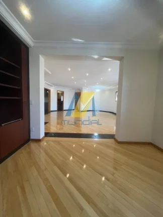 Imagem Morar no coração do Bairro Jardim com estrutura de clube. Reformado 100%.