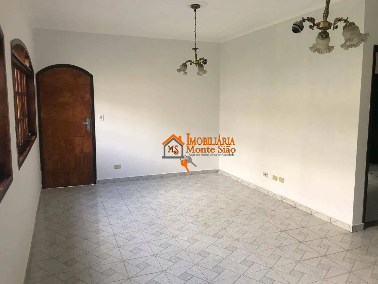 Imagem Sobrado com 3 dormitórios à venda, 254 m² por R$ 650.000,00 - Jardim Santa Cecília - Guarulhos/SP