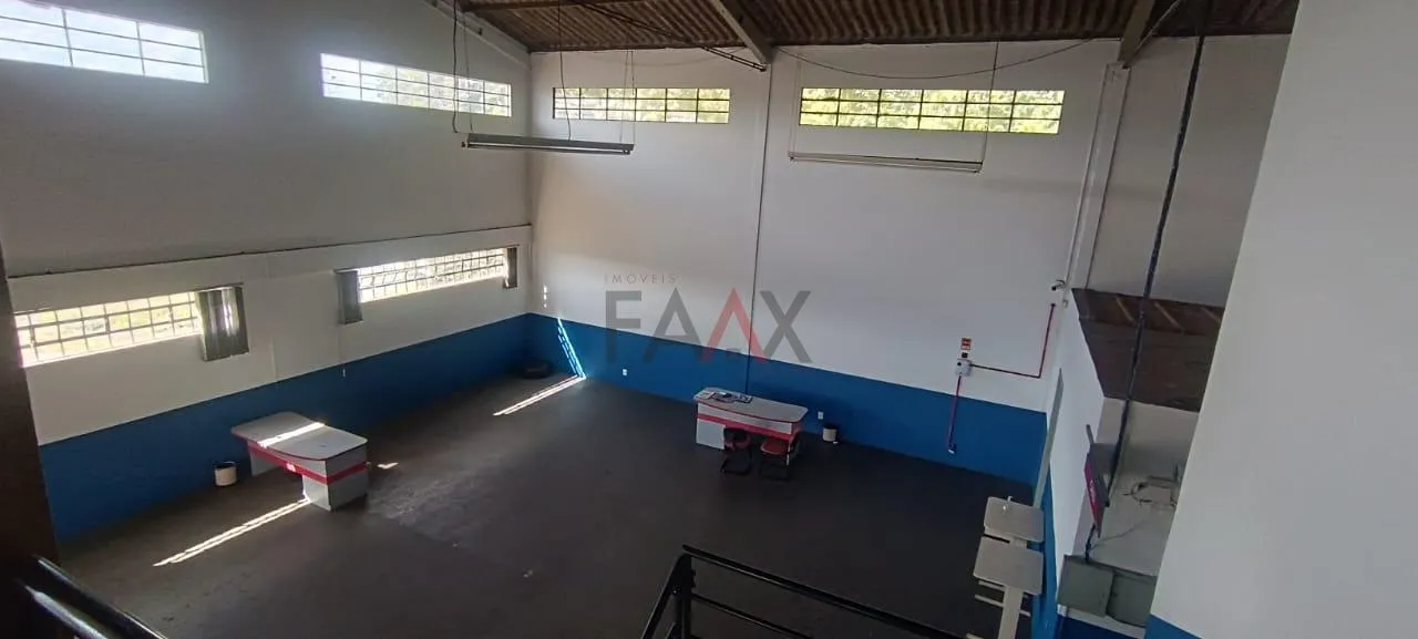 Imagem Barracão, Área Comercial para Locação às Margens da BR com 2.700m