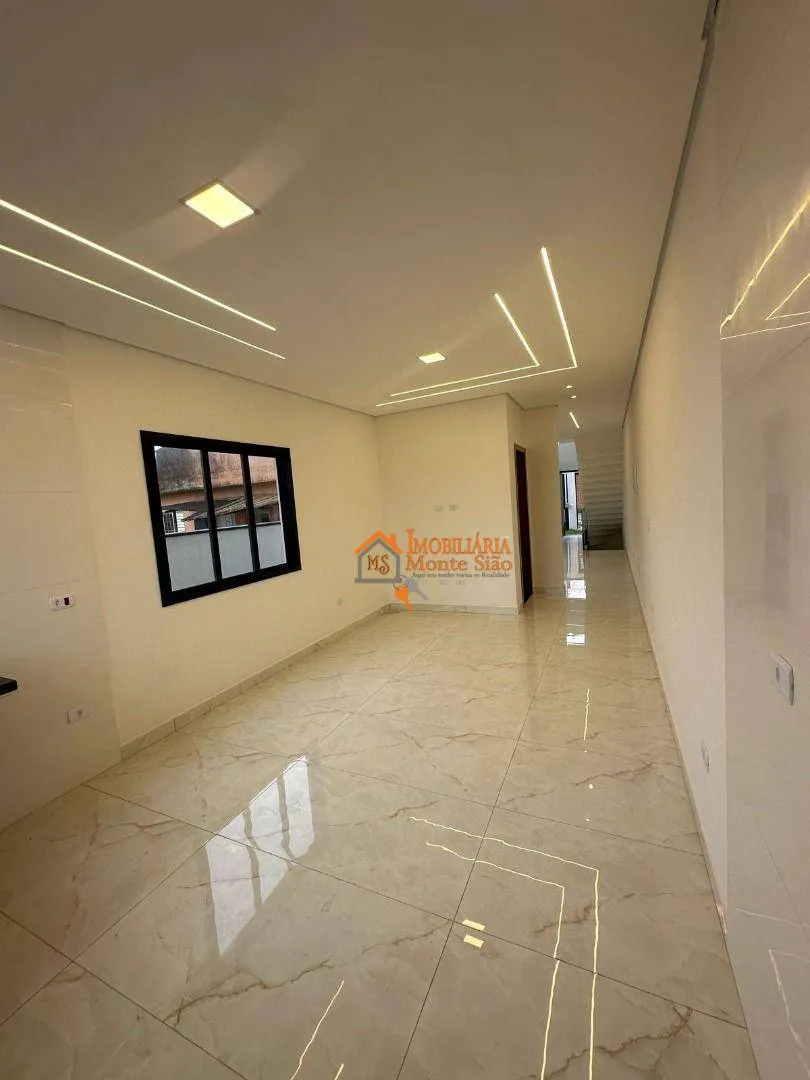 Imagem Sobrado com 3 dormitórios à venda, 158 m² por R$ 830.000,00 - Centro - Arujá/SP