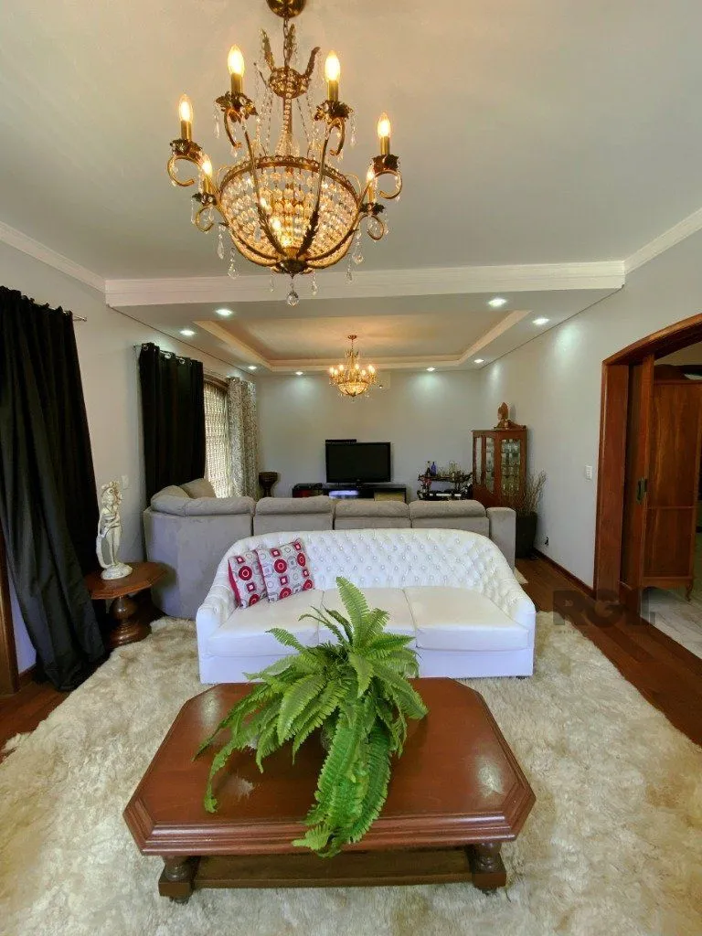 Imagem Casa no Teresópolis de 4 dormitórios e 4 vagas