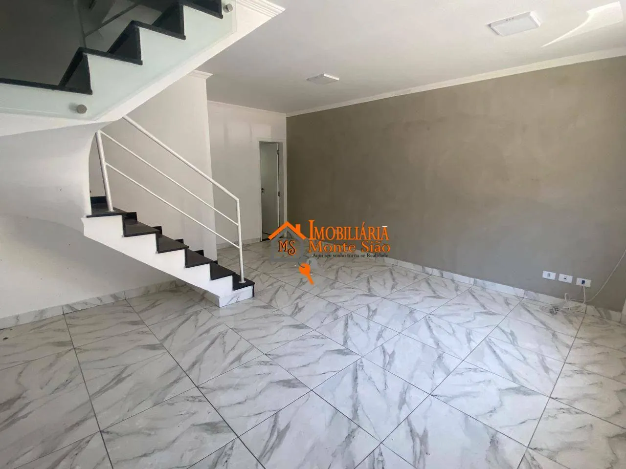 Imagem Sobrado com 83m² com 3 Dormitórios com Suíte e 2 Vagas no Residencial Liberta - Guarulhos