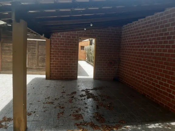 Imagem CASA COM 3 DORMS À VENDA, 244 M² EM CONDOMÍNIO FECHADO POR R$ 650.000 - COLINA (CAUCAIA DO ALTO) - COTIA/SP