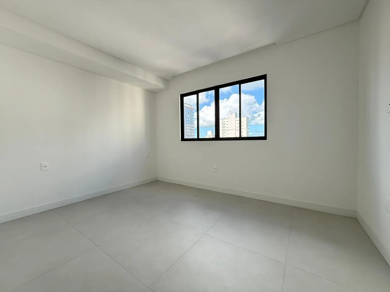 Imagem Apartamento à venda com 140m2 por R$ 2.350.000,00