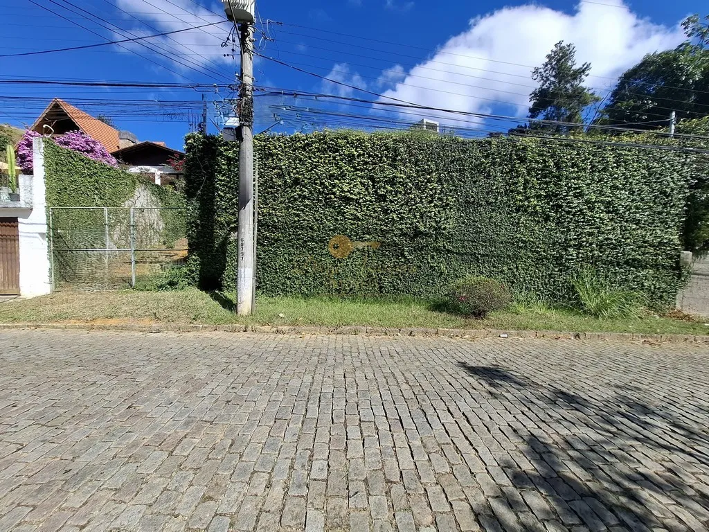 Imagem Terreno para Venda em Teresópolis / RJ no bairro Ermitage