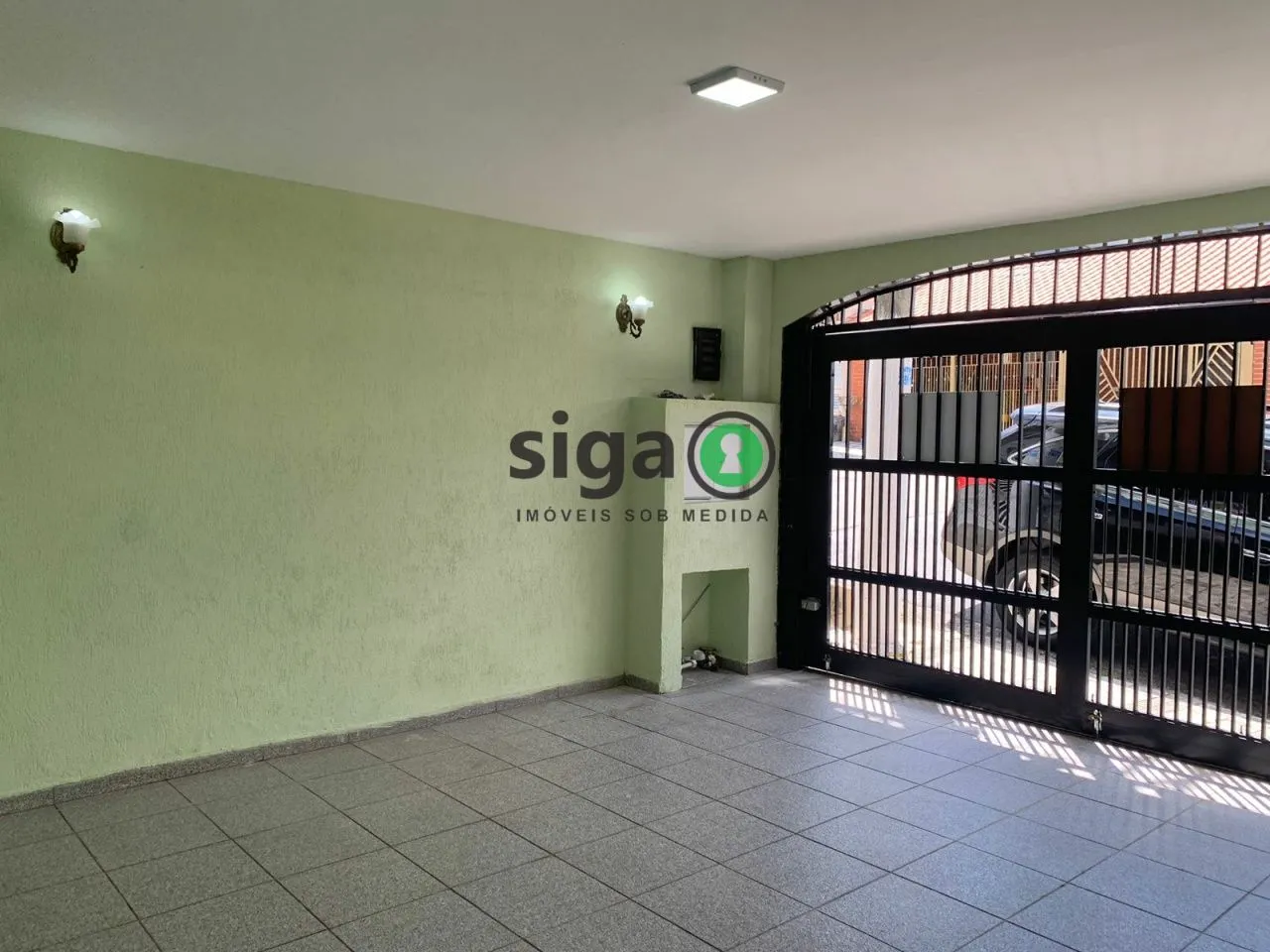 Imagem Sobrado á Venda e para Alugar- 250m², 3 quartos